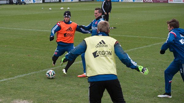 上夸张的犯 上夸张的犯