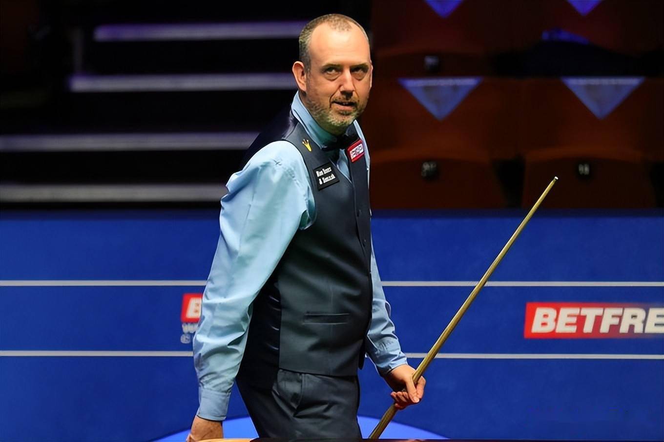 也为他在场 也为他在场